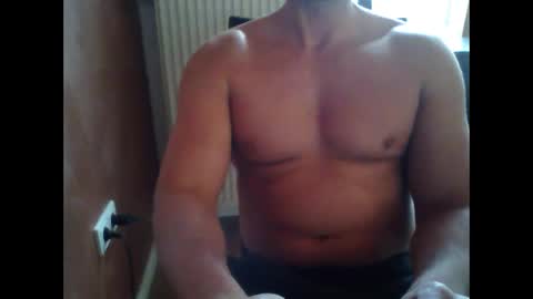 Snapshot of gymxxx_ chatting on February 23, 2025, 2:57 pm gymxxx_ online show from February 23, 2025, 2:57 pm