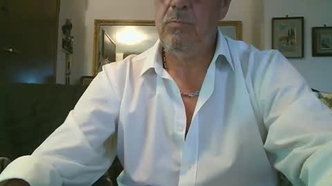 Snapshot of gyrdy chatting on November 16, 2025, 3:17 pm gyrdy online show from November 16, 2025, 3:17 pm