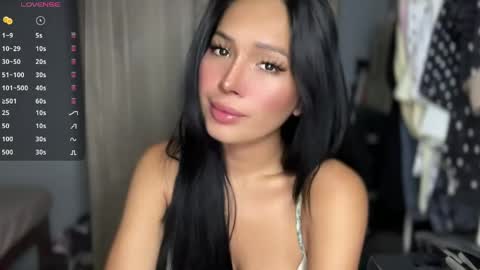 Snapshot of h34rtsforcami chatting on June 7, 2026, 5:11 am Camila online show from June 7, 2026, 5:11 am