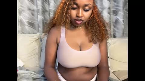 h_o_t_goddess online show from October 12, 2025, 2:21 am