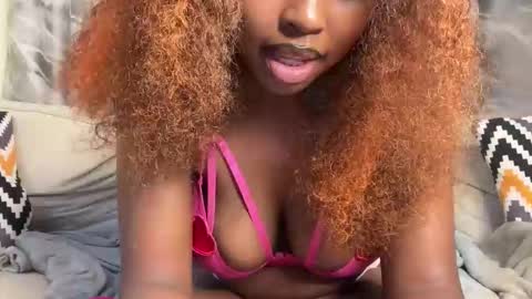 Snapshot of h_o_t_goddess chatting on April 24, 2026, 5:43 am h_o_t_goddess online show from April 24, 2026, 5:43 am