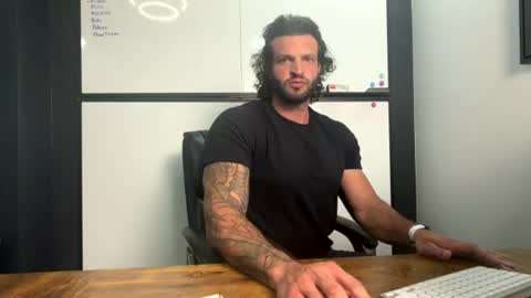h_weston1213 online show from June 29, 2026, 11:05 pm
