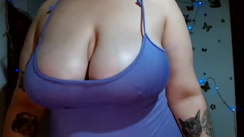 Snapshot of hada_dracanae chatting on December 8, 2024, 2:18 am Hada Dracanae online show from December 8, 2024, 2:18 am