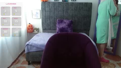 Snapshot of hadde01 chatting on October 23, 2025, 11:31 am Hadde online show from October 23, 2025, 11:31 am