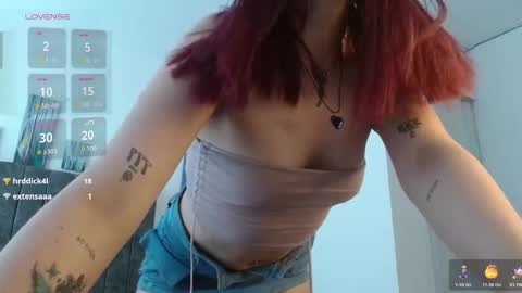 Snapshot of hadde01 chatting on October 26, 2025, 11:49 am Hadde online show from October 26, 2025, 11:49 am