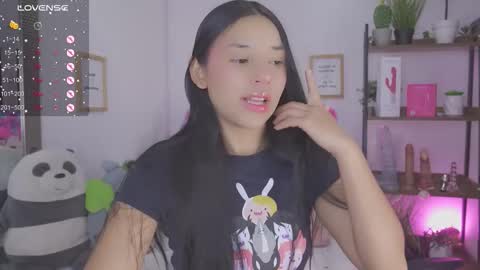 Snapshot of hade_collinss chatting on February 19, 2026, 6:26 pm Hade online show from February 19, 2026, 6:26 pm