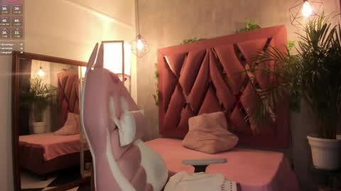 Haely online show from January 5, 2025, 11:55 pm