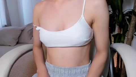 Snapshot of hailey_firee chatting on December 15, 2025, 8:46 pm Hailey online show from December 15, 2025, 8:46 pm