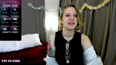 Hailey online show from January 3, 2025, 2:32 am