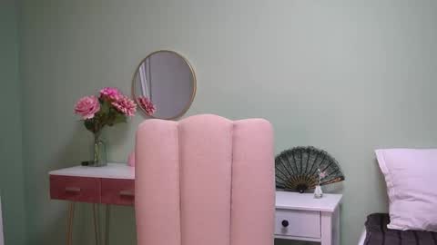 Snapshot of haileymoon85 chatting on October 16, 2025, 3:51 am Hailey online show from October 16, 2025, 3:51 am