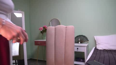 Snapshot of haileymoon85 chatting on October 22, 2025, 3:07 am Hailey online show from October 22, 2025, 3:07 am