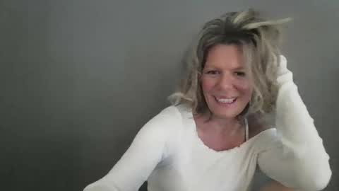 Hailey online show from March 26, 2026, 5:18 pm