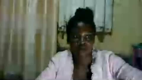 hairy_africanbae online show from June 17, 2026, 4:15 am