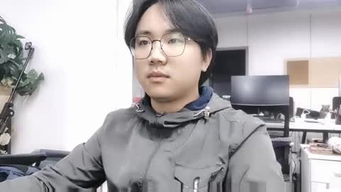 Snapshot of hairycol66 chatting on November 28, 2025, 2:53 pm hairycol66 online show from November 28, 2025, 2:53 pm