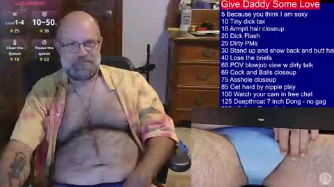 Snapshot of hairydaddybear69 chatting on October 7, 2025, 11:57 pm HairyDaddyBear69 online show from October 7, 2025, 11:57 pm