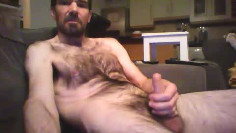hairydude2015 online show from January 7, 2026, 7:55 am
