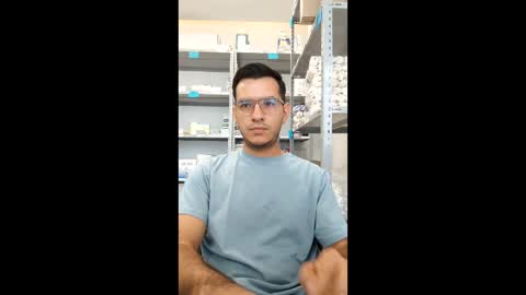 Damian online show from April 9, 2026, 2:33 pm