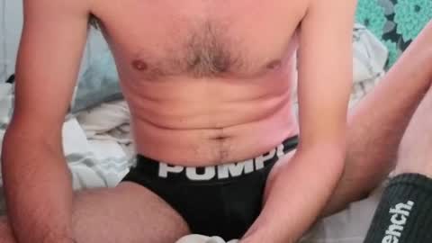 hairyukthongjockboy online show from May 7, 2026, 12:10 pm