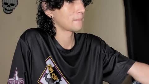 Snapshot of halan_jr chatting on October 28, 2025, 2:59 am halan online show from October 28, 2025, 2:59 am