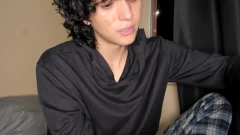 Snapshot of halan_jr chatting on November 9, 2025, 4:22 am halan online show from November 9, 2025, 4:22 am