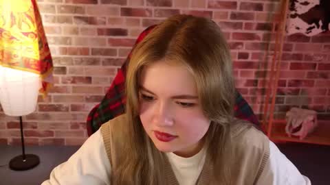 Snapshot of haleysun chatting on October 15, 2025, 1:22 pm HaleySun online show from October 15, 2025, 1:22 pm