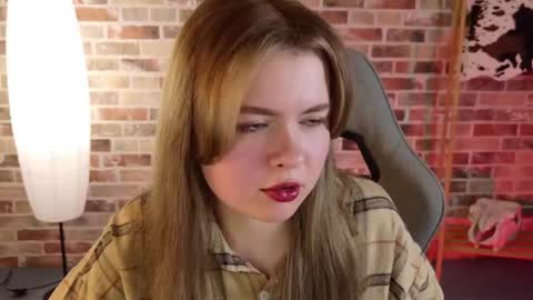 Snapshot of haleysun chatting on October 16, 2025, 1:23 pm HaleySun online show from October 16, 2025, 1:23 pm