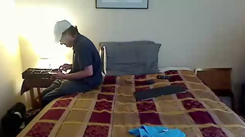 hammerthatthang73 online show from April 4, 2026, 5:10 pm