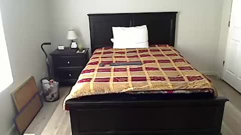 hammerthatthang73 online show from April 26, 2026, 9:23 pm