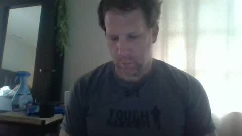 hammertime2169 online show from April 19, 2026, 3:22 pm