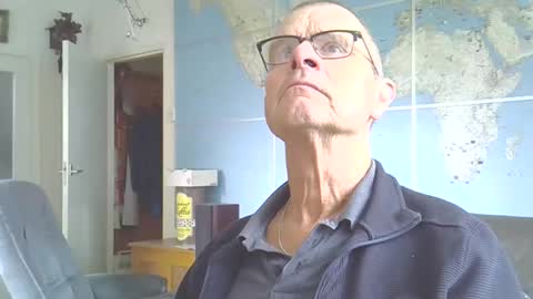 Prefer men 80 online show from September 21, 2025, 10:39 am