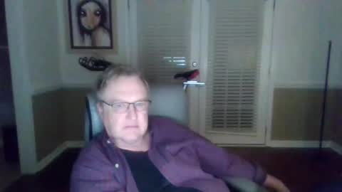 Snapshot of han63 chatting on December 13, 2024, 11:45 am Han online show from December 13, 2024, 11:45 am