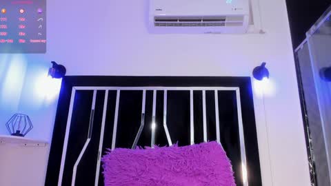 hana  online show from January 21, 2025, 4:37 pm