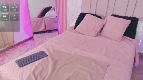 Snapshot of hanaa_rosse chatting on February 12, 2026, 2:23 pm Hanna Rosse online show from February 12, 2026, 2:23 pm