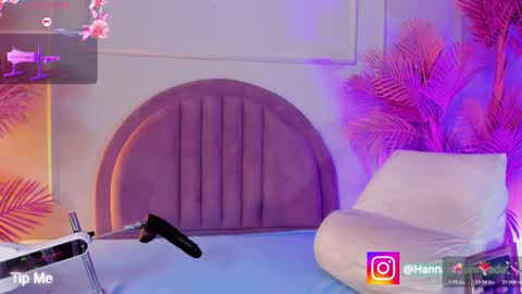 Snapshot of hanaahquinn chatting on March 17, 2026, 11:35 am hanaahquinn online show from March 17, 2026, 11:35 am