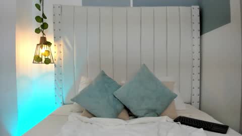 hanah_gray online show from March 14, 2026, 11:15 am