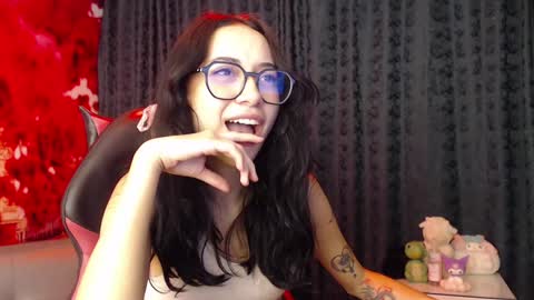 Snapshot of hanaku_8 chatting on January 10, 2025, 8:15 pm Hanaku online show from January 10, 2025, 8:15 pm