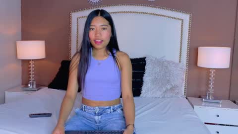 Snapshot of hanaluna chatting on April 15, 2026, 2:02 pm Hanna online show from April 15, 2026, 2:02 pm