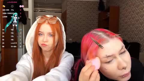 Snapshot of hananocha chatting on February 18, 2026, 7:15 am Tori and Asuna online show from February 18, 2026, 7:15 am