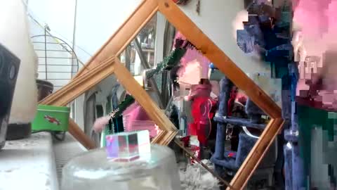 handncocknocum online show from March 2, 2025, 5:36 pm