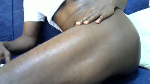 handsome king online show from January 3, 2025, 12:30 pm