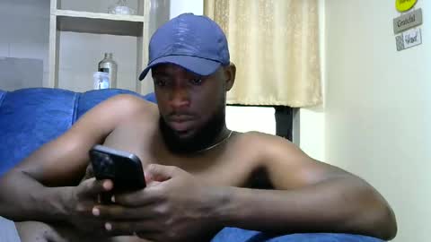 handsome king online show from February 24, 2025, 6:26 pm