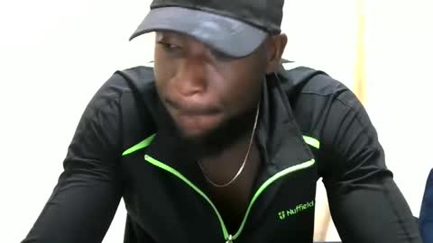 handsome king online show from February 26, 2025, 10:09 pm