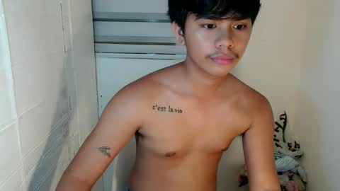 Snapshot of handsome_vanana chatting on February 16, 2025, 12:19 am handsome_vanana online show from February 16, 2025, 12:19 am