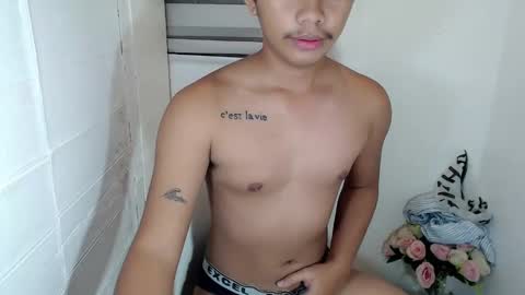 Snapshot of handsome_vanana chatting on February 16, 2025, 6:32 pm handsome_vanana online show from February 16, 2025, 6:32 pm