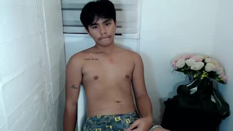 Snapshot of handsome_vanana chatting on February 17, 2025, 8:30 am handsome_vanana online show from February 17, 2025, 8:30 am