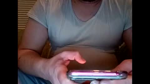 Handsomedaddy198923 online show from March 4, 2026, 4:18 am