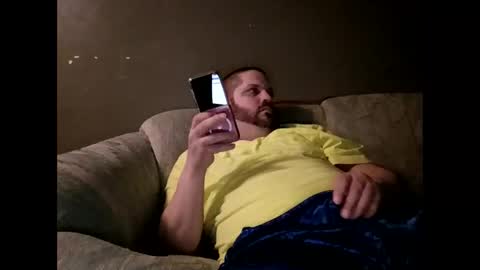 Handsomedaddy198923 online show from April 9, 2026, 7:36 am