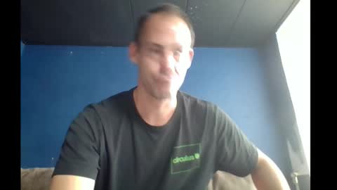 Snapshot of handsomeguy4ever chatting on October 7, 2025, 1:52 pm handsomeguy4ever online show from October 7, 2025, 1:52 pm