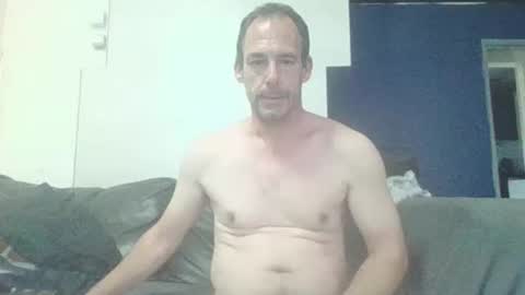 Snapshot of handsomeguy4ever chatting on October 24, 2025, 9:06 am handsomeguy4ever online show from October 24, 2025, 9:06 am