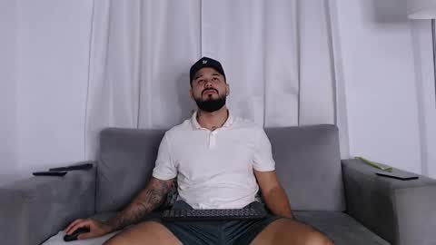 Handsomen online show from April 17, 2026, 2:47 am